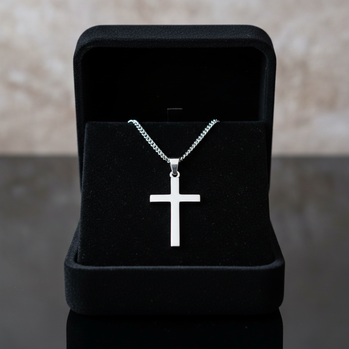 NOX CROSS NECKLACE