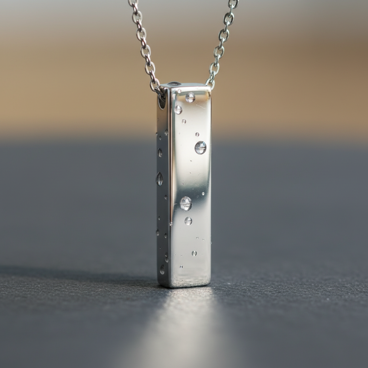 VELTOR BAR PENDANT NECKLACE